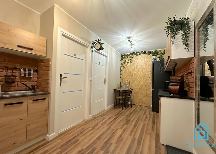 Homestay Vintage 10 Min To Old Town Gdansk,pkp & Shopping Mall